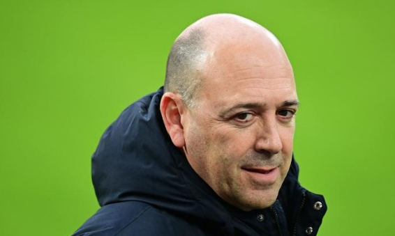 包含风云突变马赛清晨队长鼓劲集结日勒沃库森调整名单以备欧超杯，连对手都承认：全场陷入疯狂的词条