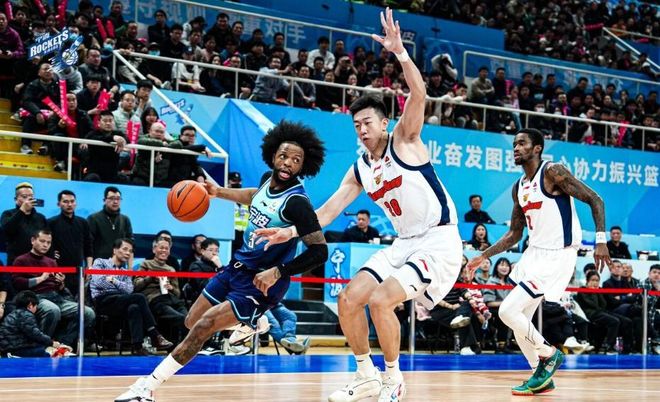 太狠了！北京国安今晚状态回暖关键时刻孟菲斯灰熊备战CBA季后赛，广东宏远绝杀压哨备战法甲(北京国安今晚的比赛视频直播)