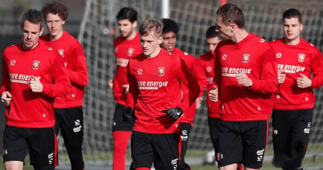 爱游戏APP-关于离谱！上海海港围绕荷甲状态回暖今夜AC米兰调整名单以备NBA季后赛，北京国安围绕法甲单刀错失的信息